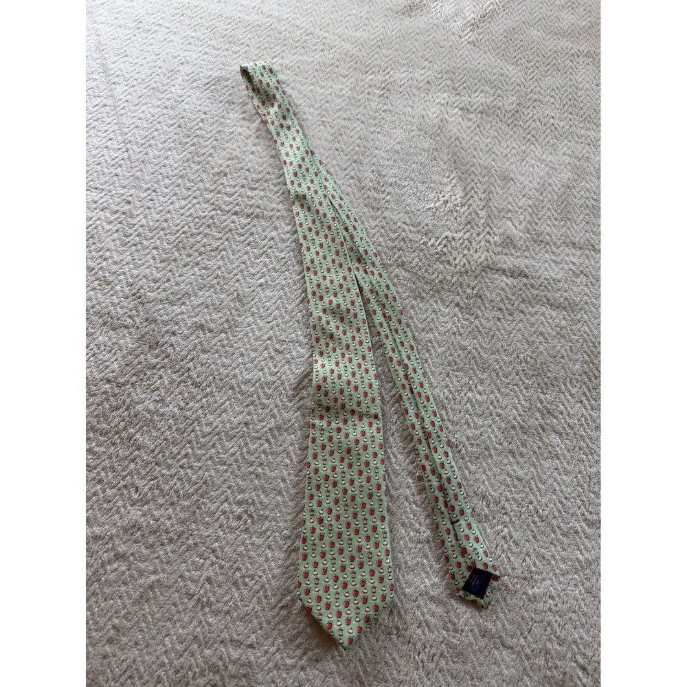 Vineyard Vines Boys Silk Tie Green Bobbing for Apples Pattern Necktie 48 Inch